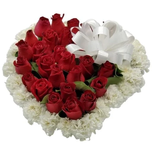 Corazon funebre de claveles Y 24 rosas